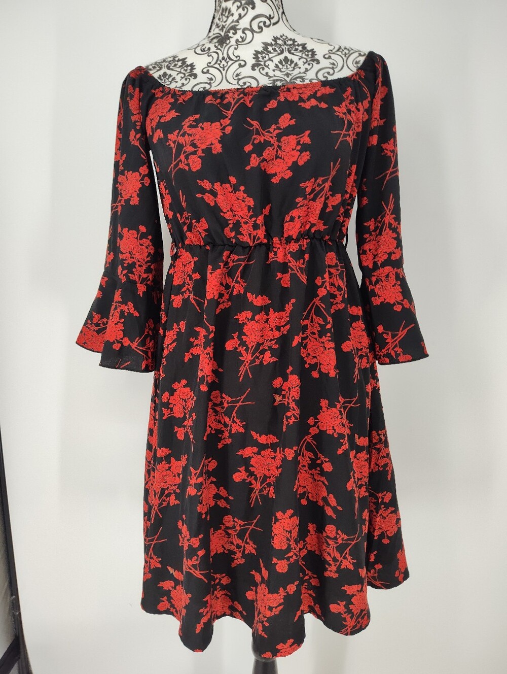Jeceika Women's Black Mini Dress with Red Floral Print - Off-Shoulder Size Med